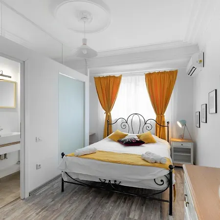 Apartment Historical Center 1 By Citylife